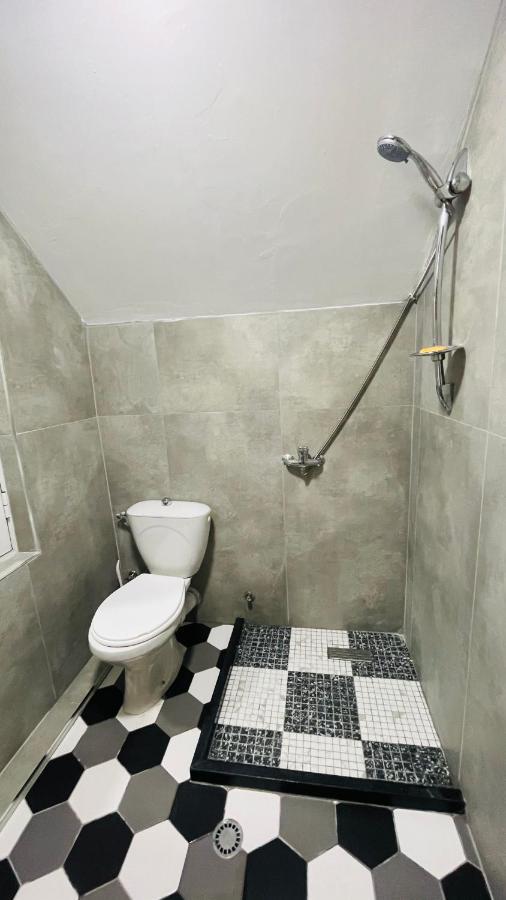 Hotel Drinos Tirana Exteriér fotografie
