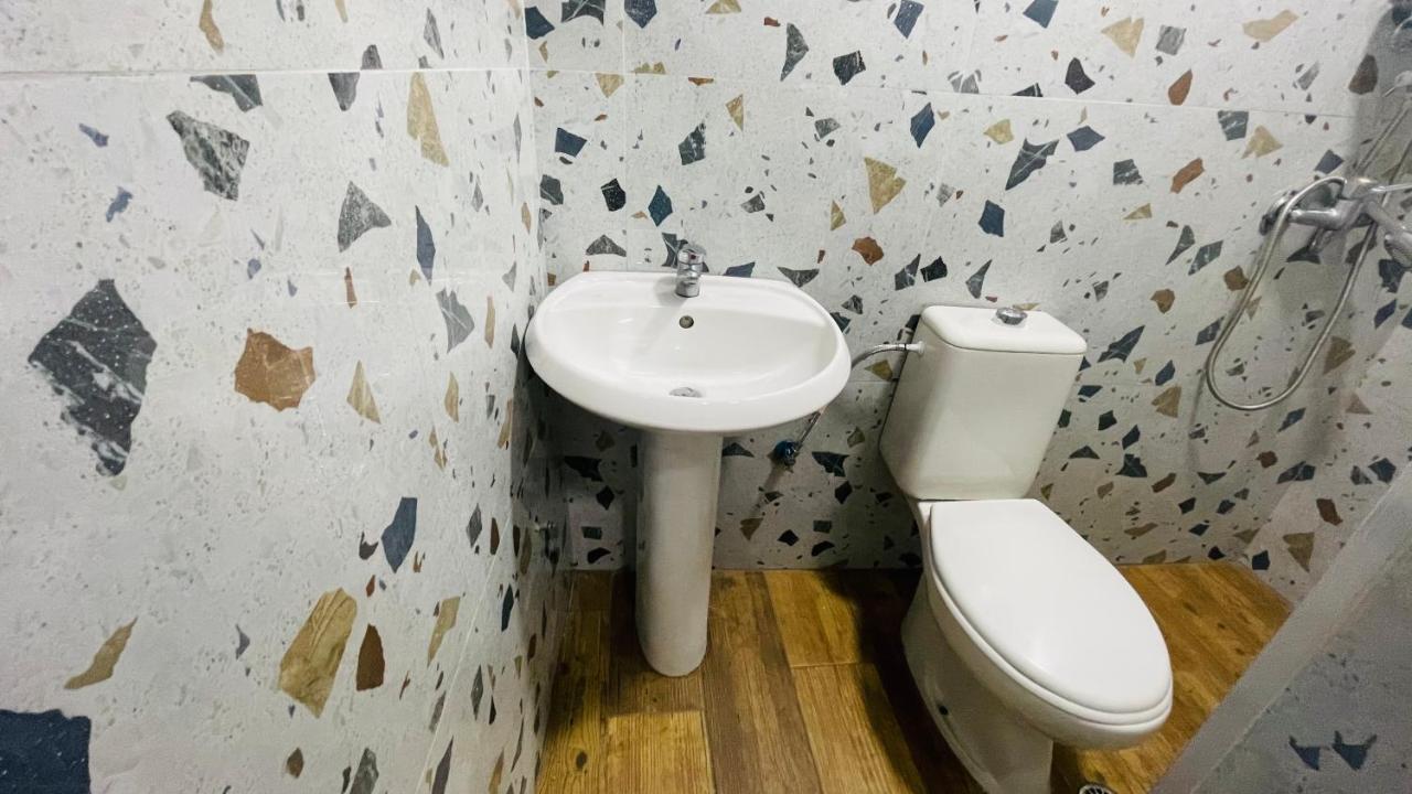 Hotel Drinos Tirana Exteriér fotografie