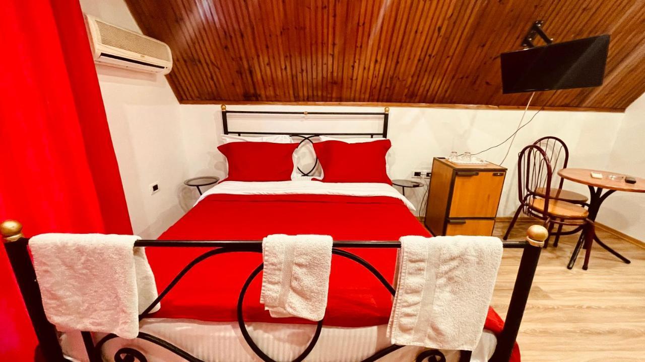 Hotel Drinos Tirana Exteriér fotografie
