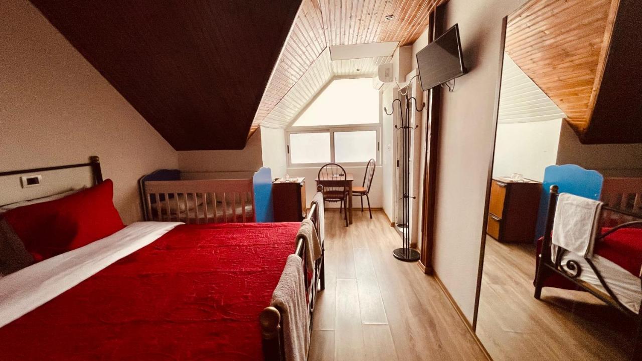 Hotel Drinos Tirana Exteriér fotografie